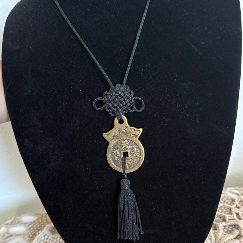 Intricate Chinese knot Black tassel and Gold Pendant Necklace